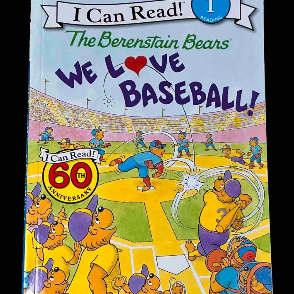 The Berenstain Bears We Love Baseball - I Can Read! Level 1 Paperback Book